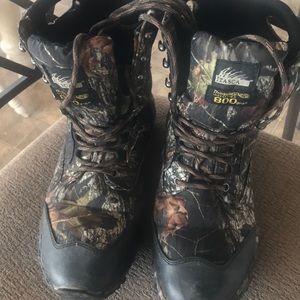 Waterproof hunting boots